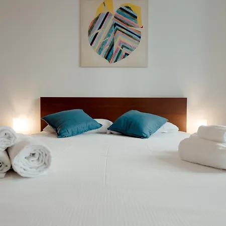 Anna Station X 7 Apartamento