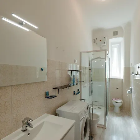 Anna Station X 7 Apartamento *