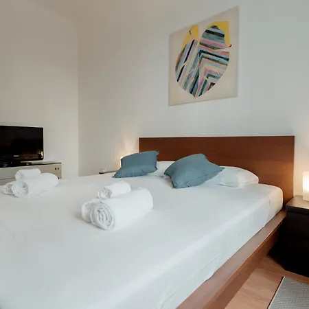 Apartamento Anna Station X 7 *
